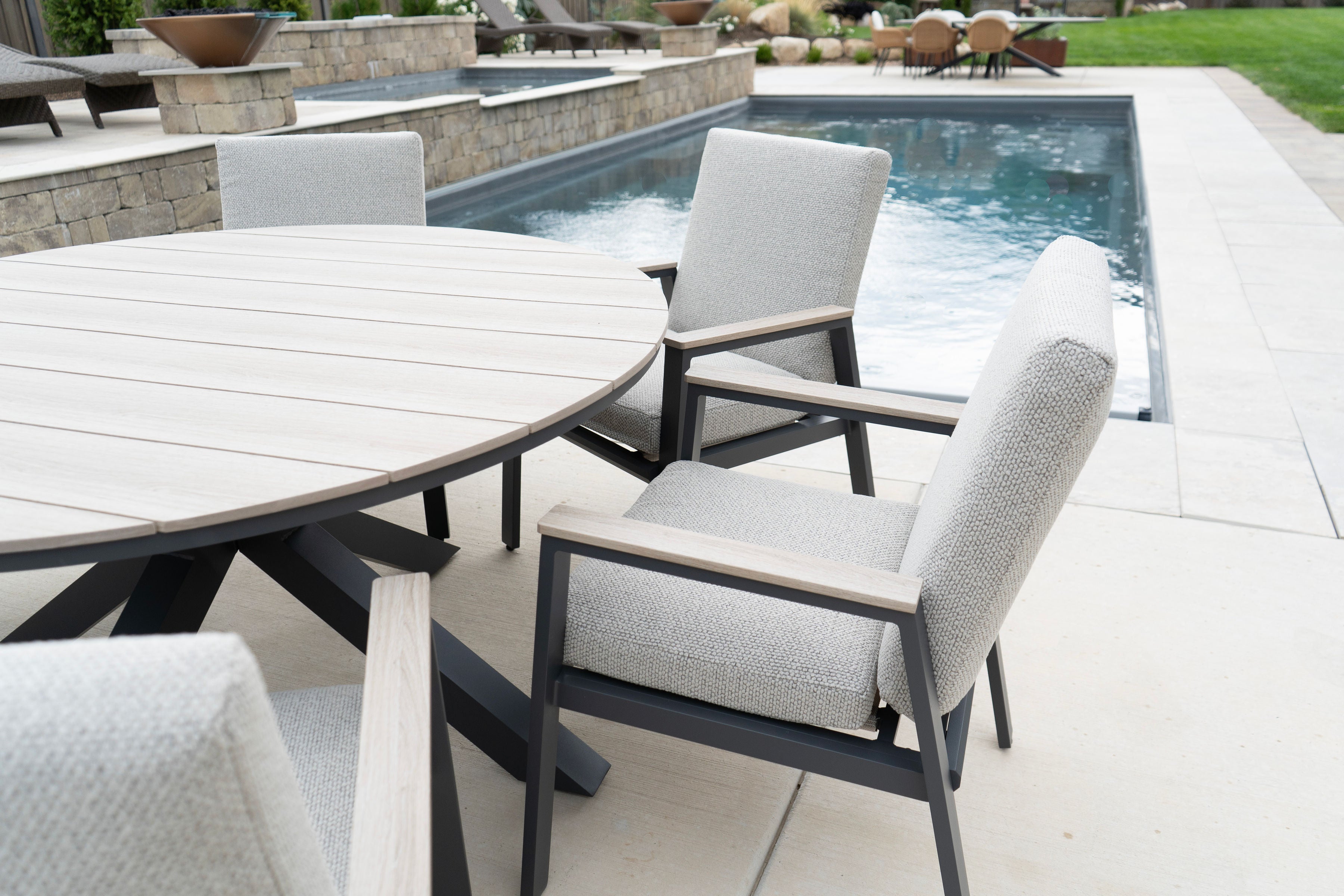 Alpine Meadows 7-Piece Round Dining Set